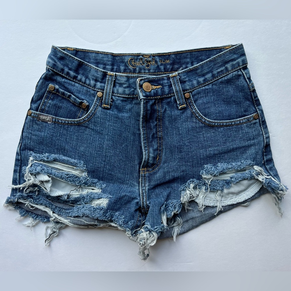 Size 3 Cruel Girl Slim Vintage Denim Distressed Shorts